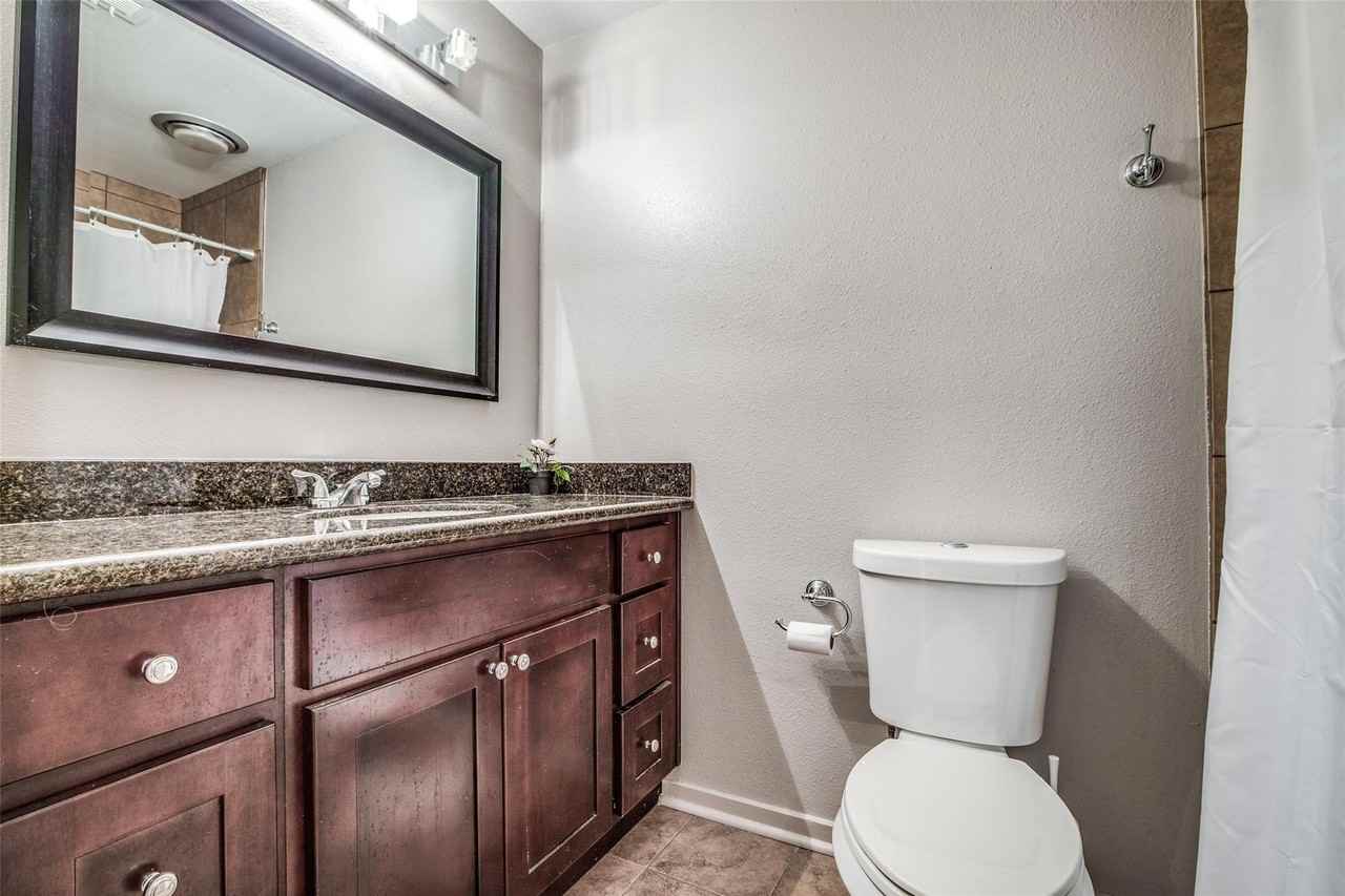 246 Litchfield Ln #246 - Photo 2 of 20