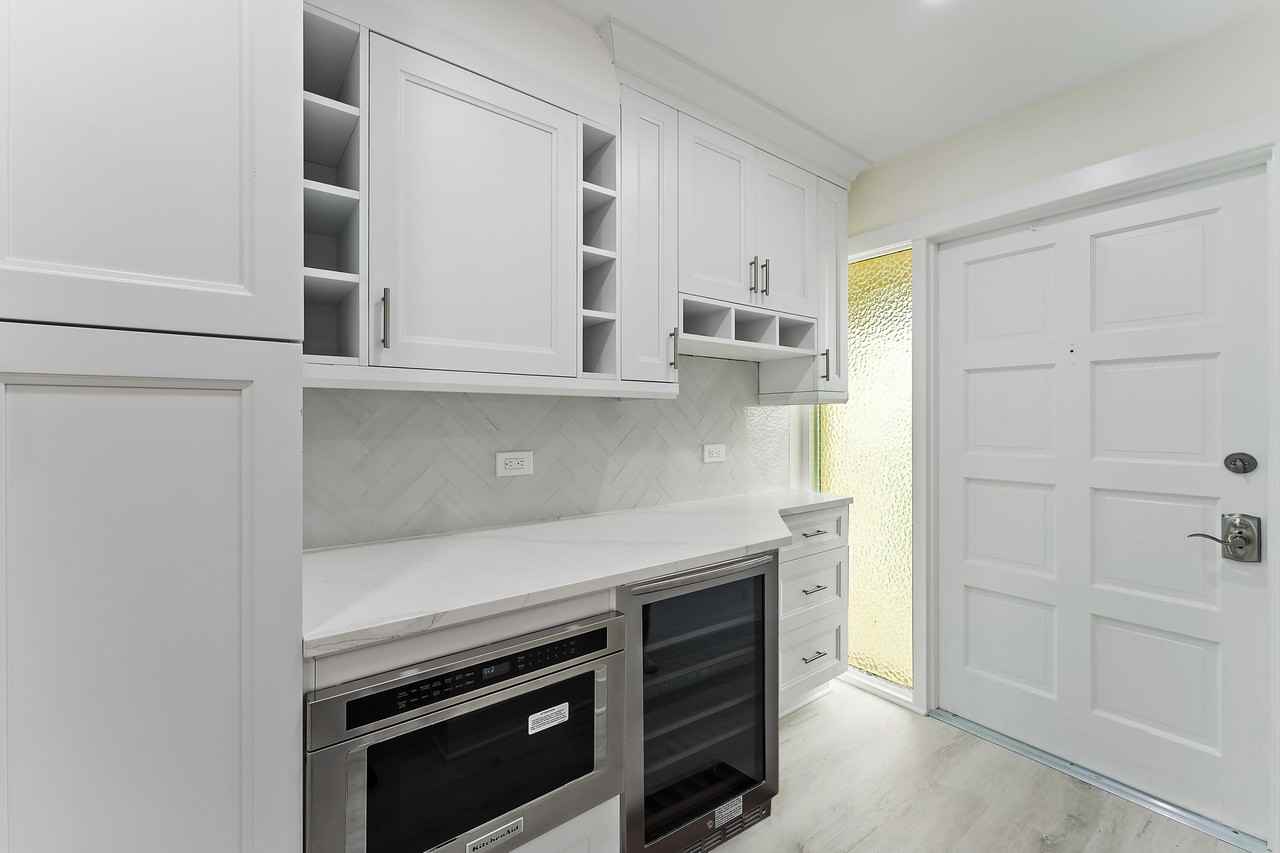 29 Yacht Club Dr #29-407 - Photo 6 of 50