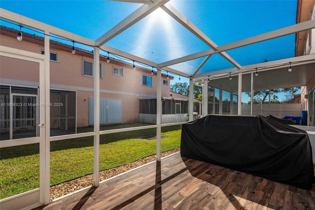 597 Nw 208th Dr #597-1 - Photo 7 of 28