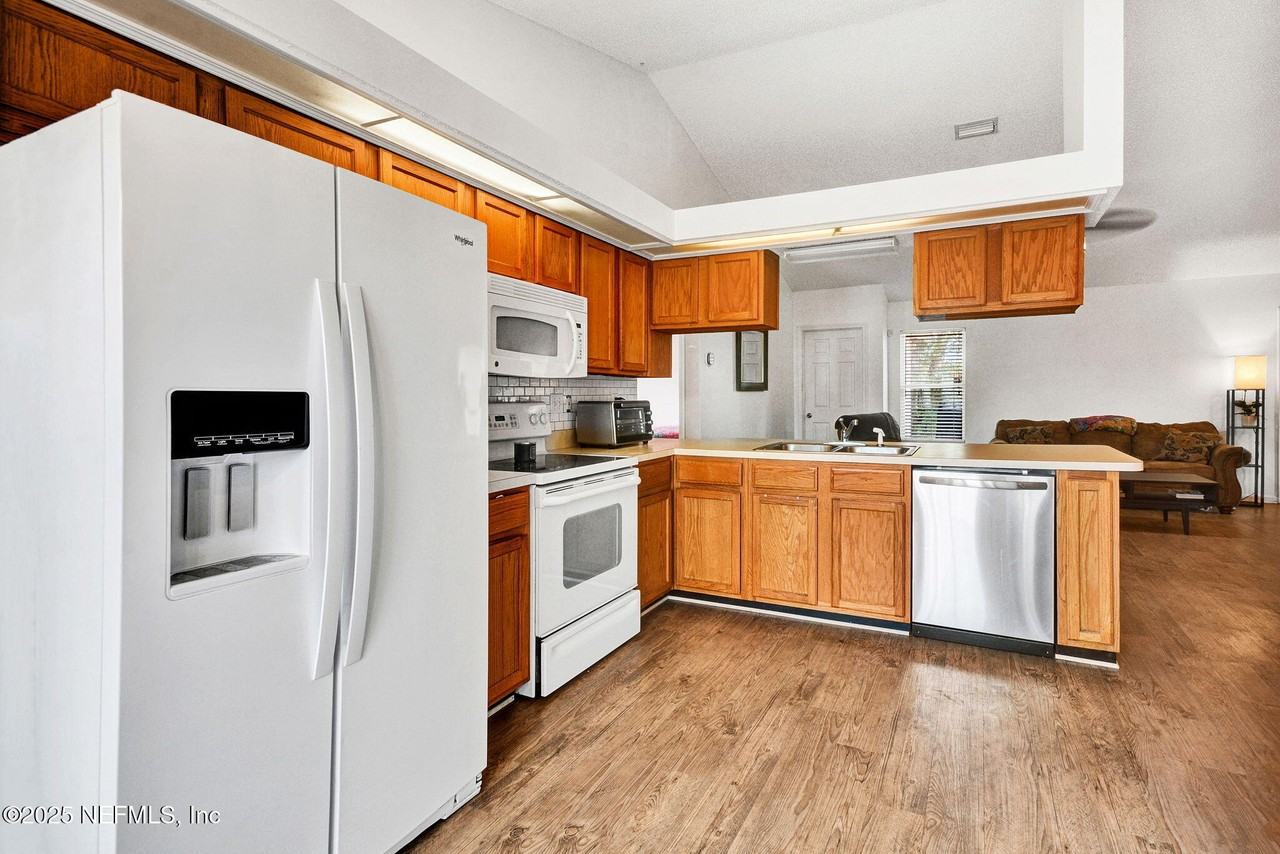 8096 Beatle Blvd #8096 - Photo 3 of 22