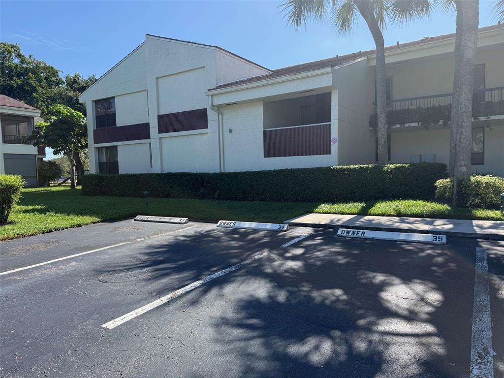 7340 Nw 1st St #7340-102 - Photo 3 of 32