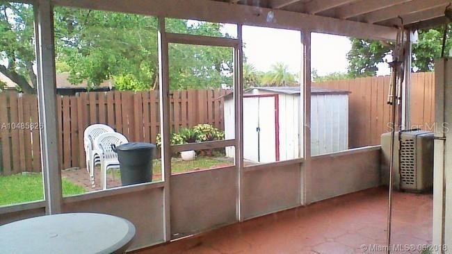 4704 Sw 136th Pl #4704 - Photo 2 of 2