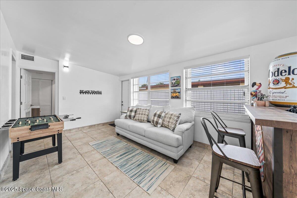 215 Jefferson Ave #215 - Photo 6 of 36