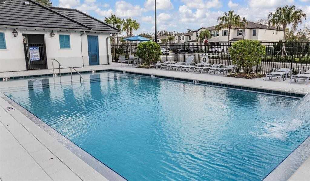 6252 Shiner St #6252-6252 - Photo 3 of 50