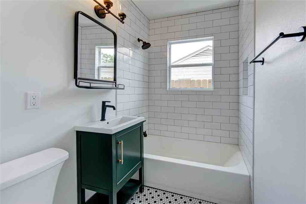 1823 Tabor Street #1823 - Photo 3 of 14