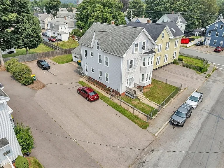 9 Leonard St #3 - Photo 4 of 25