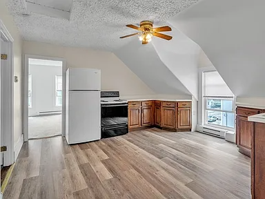 9 Leonard St #3 - Photo 5 of 25