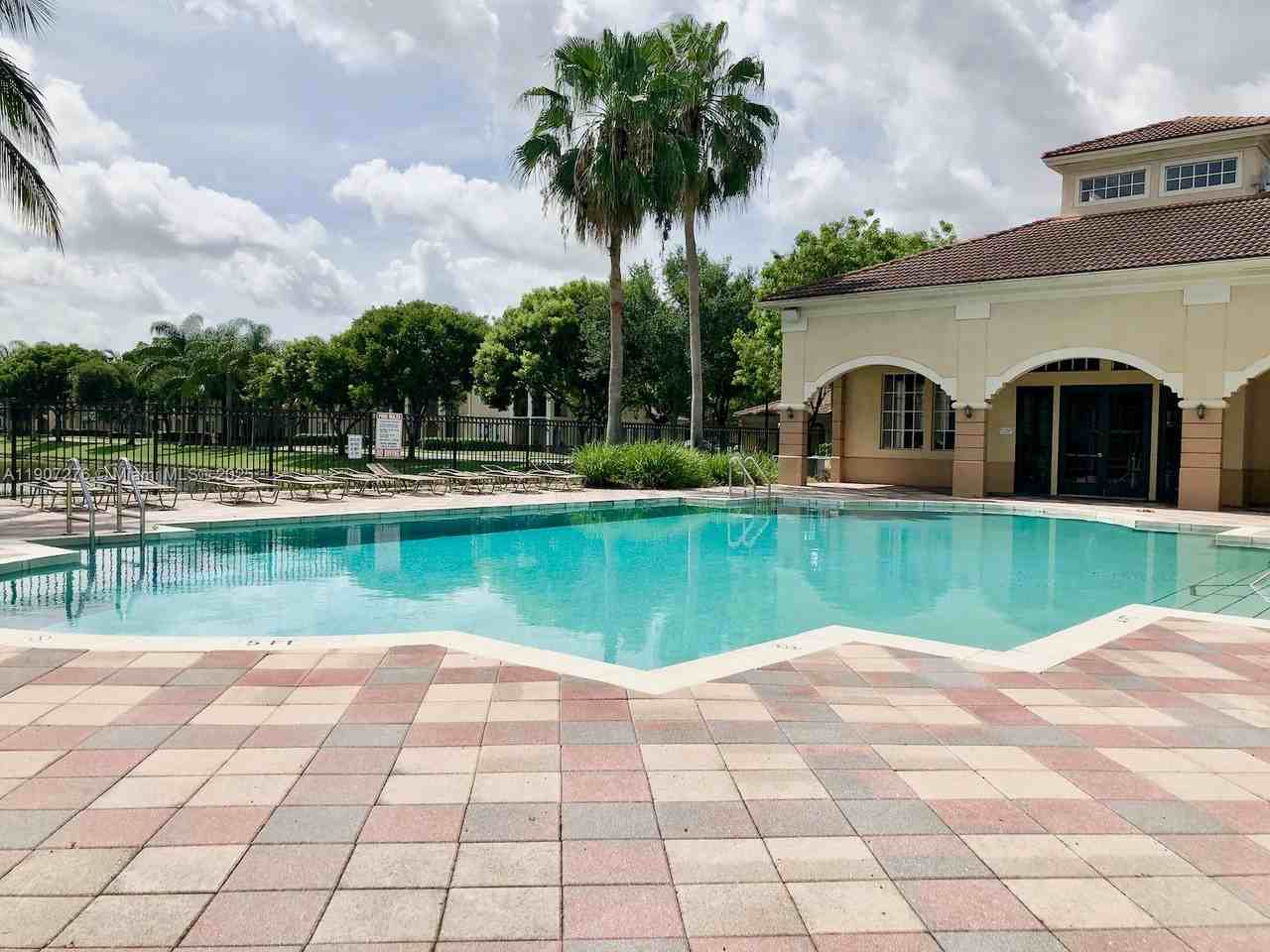 2532 Centergate Drive #2532-102 - Photo 4 of 50