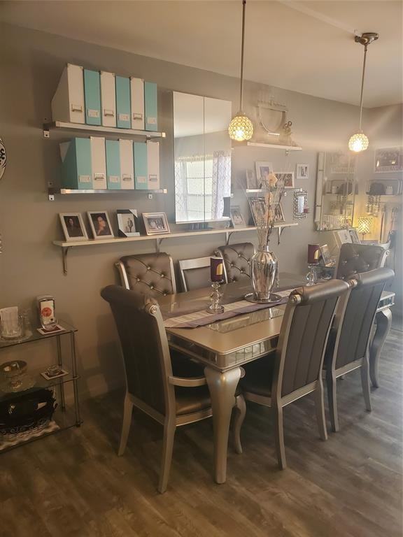 4058 Ainslie Drive #4058