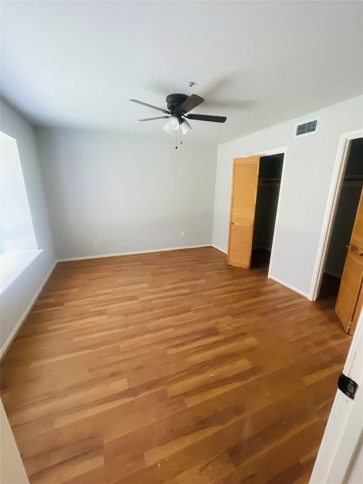 12223 West Village Drive #12223D - Photo 4 of 11