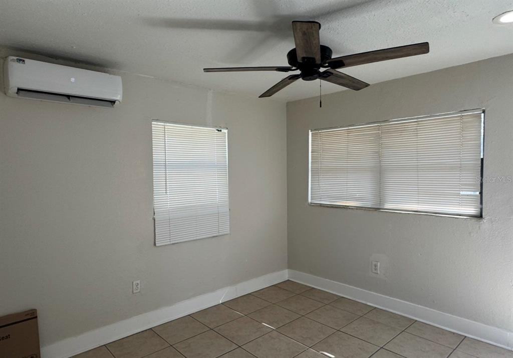 10022 North Lantana Avenue #10022A - Photo 3 of 5