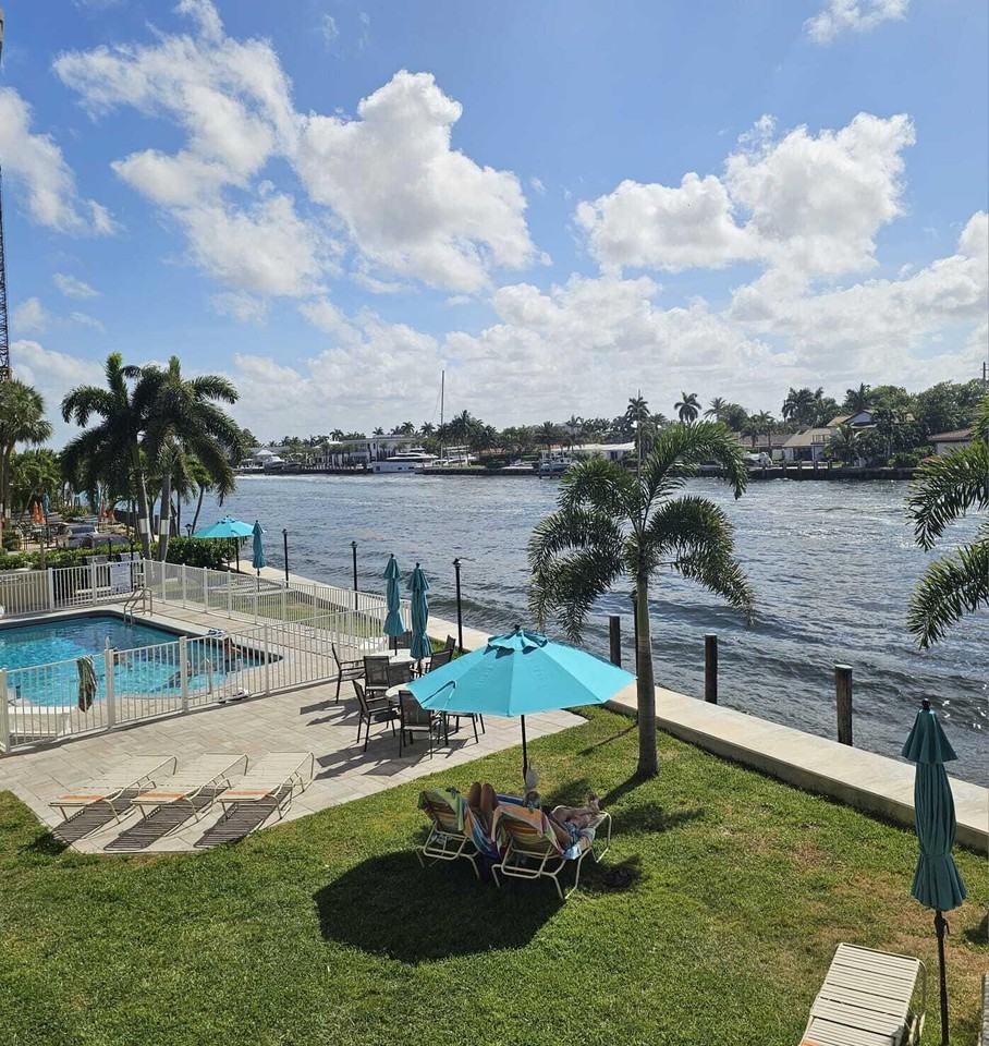 505 North Riverside Drive #50512A - Photo 5 of 14