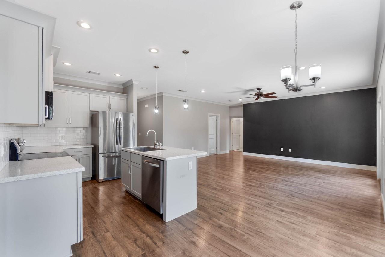 4464 Goldfinch Way #4464 - Photo 5 of 31