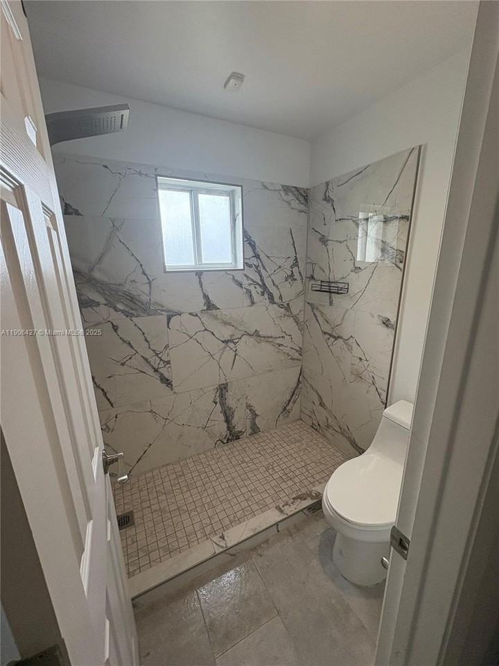 1499 Presidio Drive #1499 - Photo 7 of 26