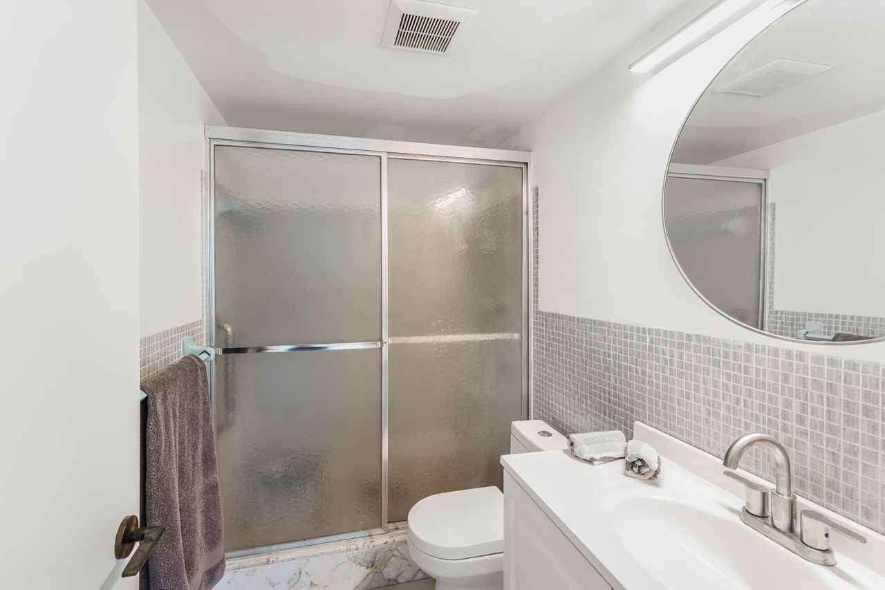 200 East Royal Palm Road