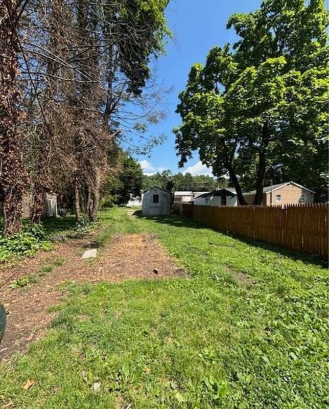 617 East Chestnut Street - Photo 3 of 17