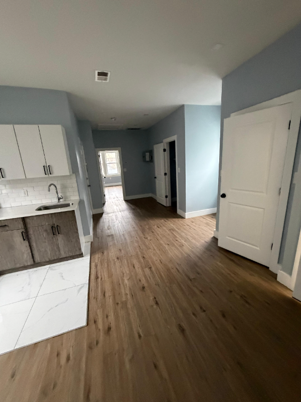 26 Leo Place #3