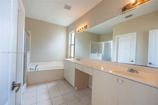 1770 Northeast 37th Place #1770 - Photo 1 of 1