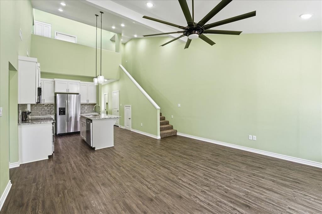 806 S Newsom St #806 - Photo 7 of 29