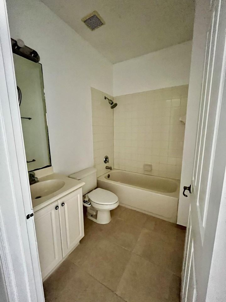 325 Mulberry Grove Rd #325 - Photo 5 of 31