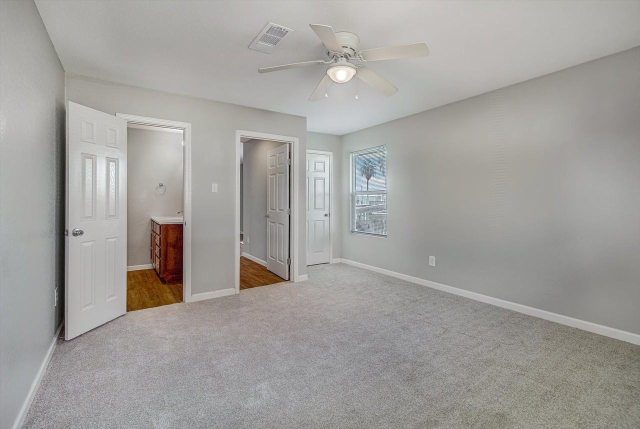 170 Barracuda St #170 - Photo 4 of 40