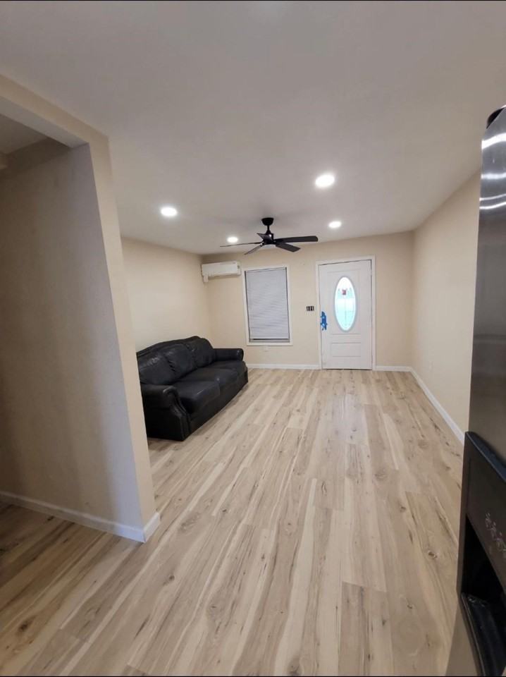 401 Trichelle St #401 - Photo 6 of 7