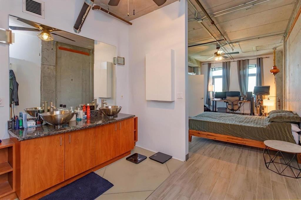 10 N Summerlin Ave #10-55