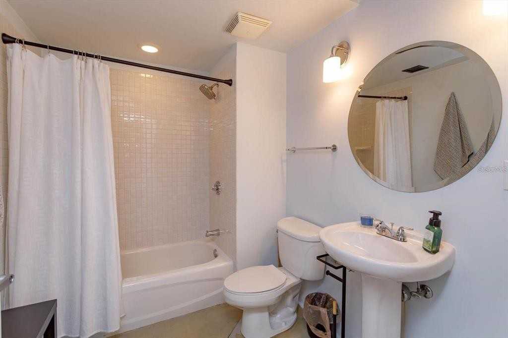 10 N Summerlin Ave #10-55 - Photo 4 of 31