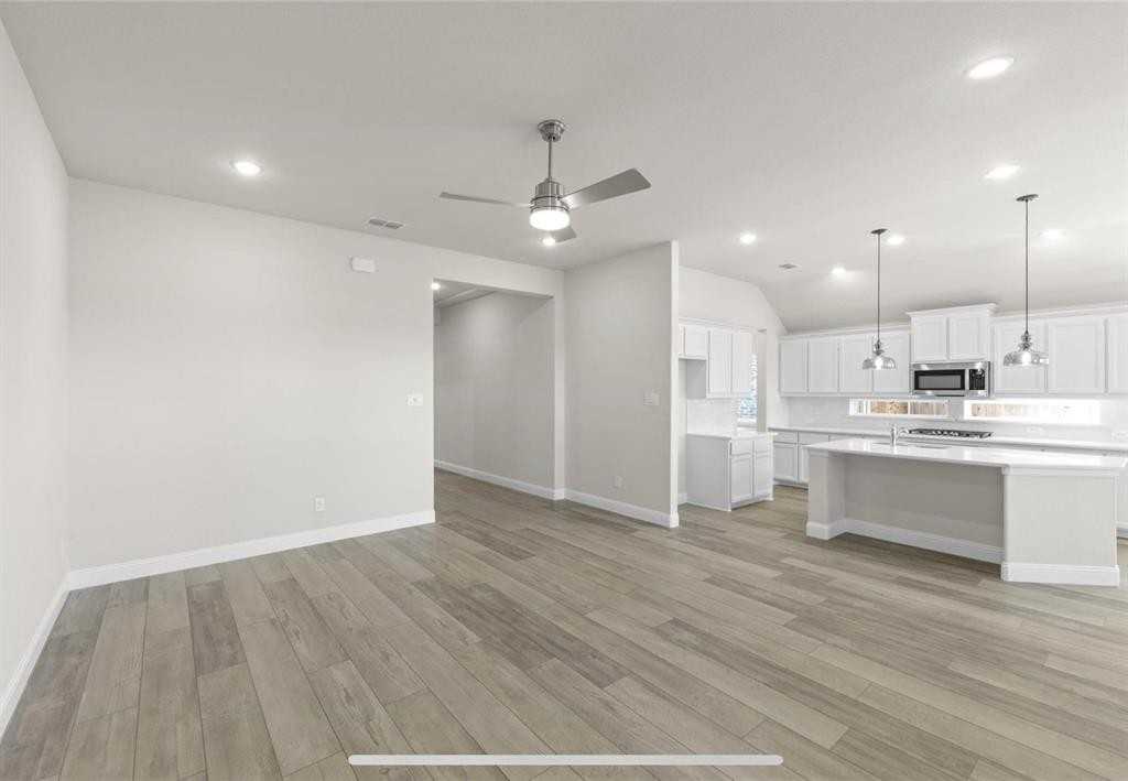 2515 Swallowtail St #2515 - Photo 2 of 10