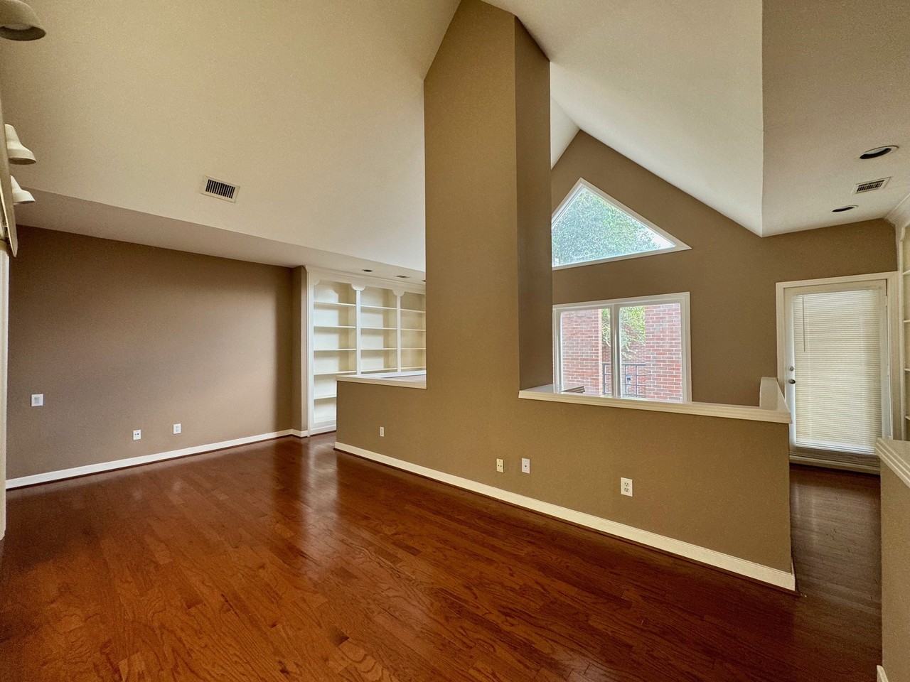 11862 Taylorcrest Rd #11862 - Photo 2 of 22