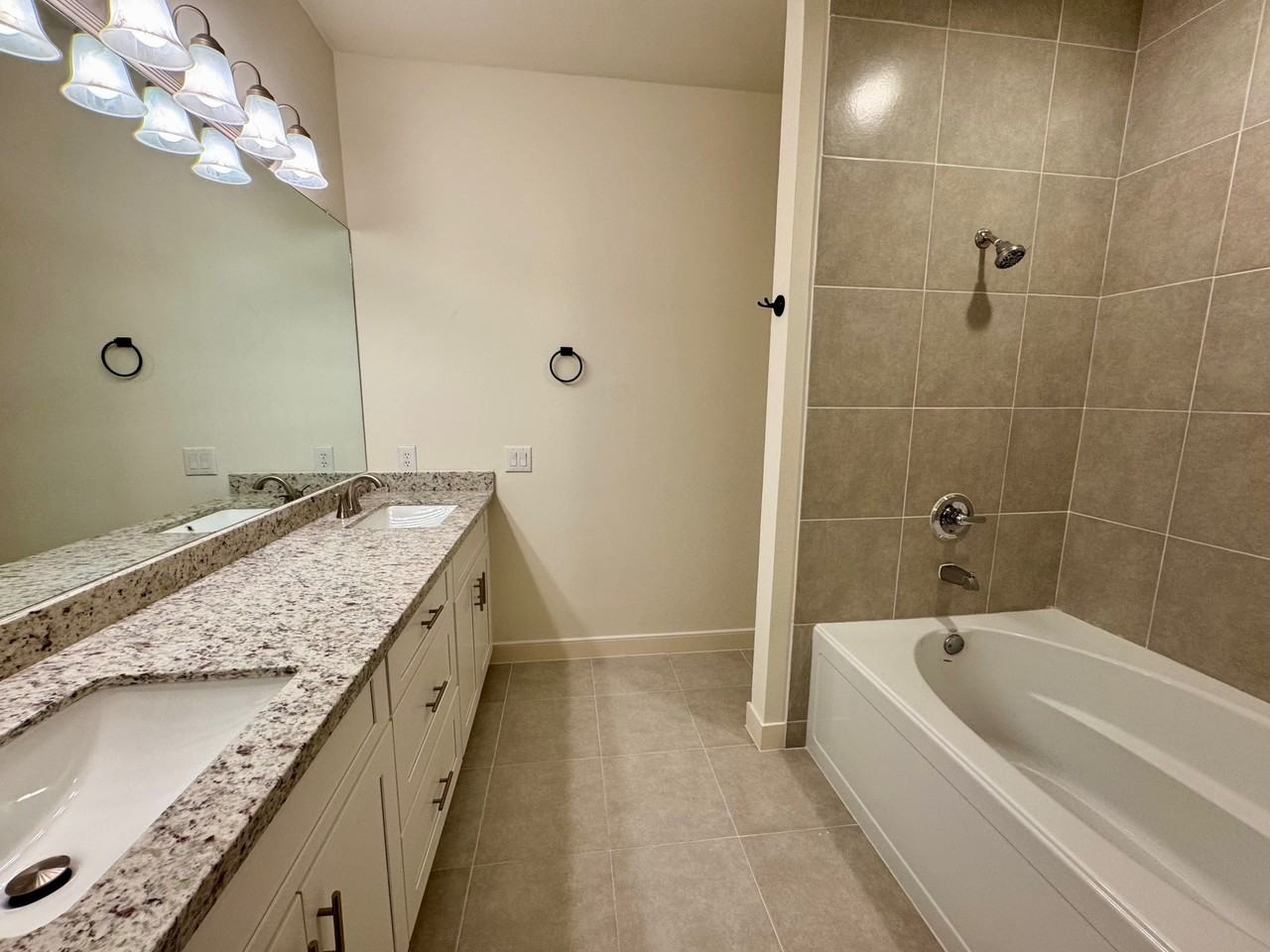 11862 Taylorcrest Rd #11862 - Photo 4 of 22