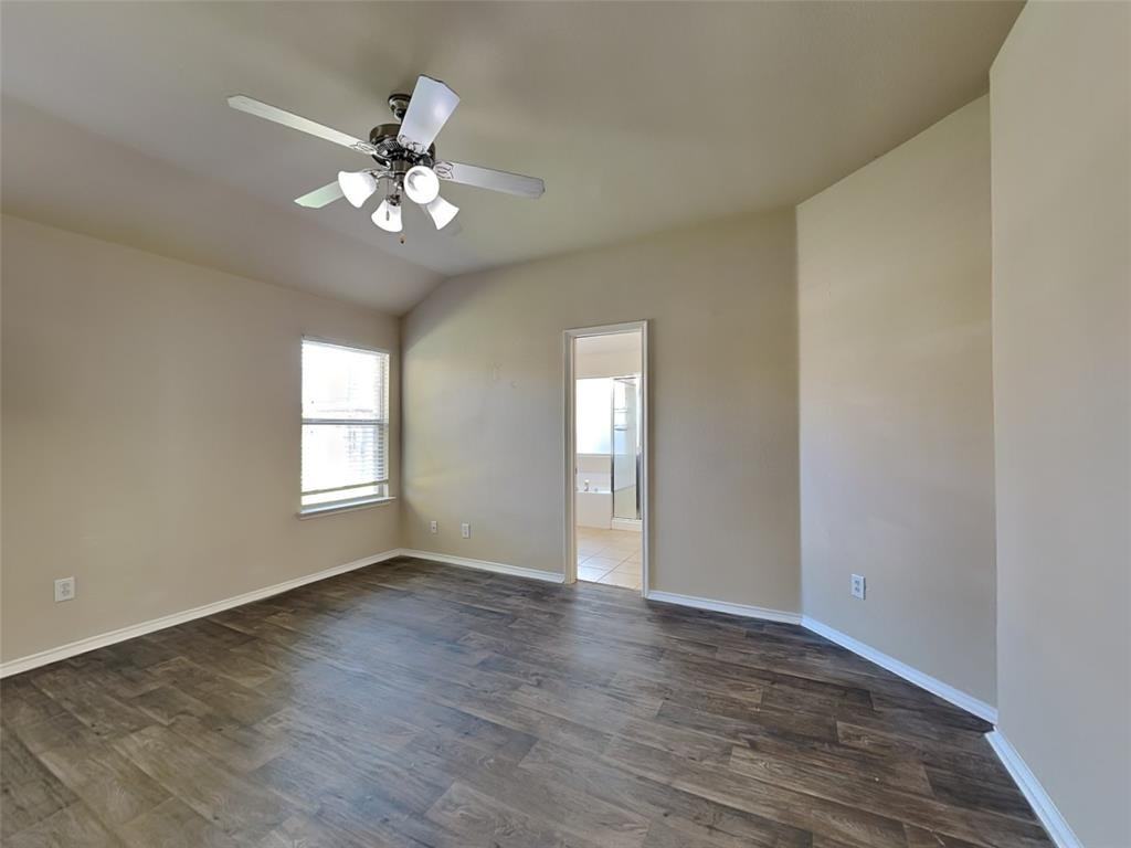 1114 Bexar Ave #1114 - Photo 4 of 16