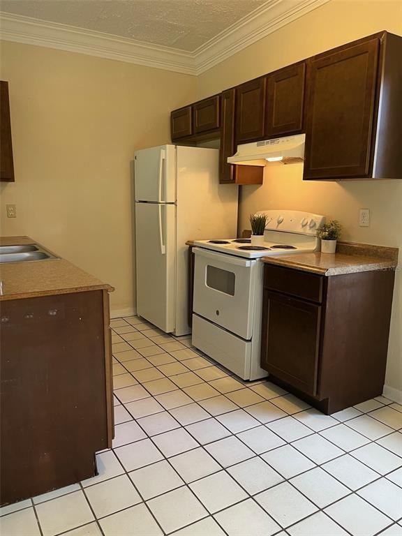 127 Country Club Drive #127