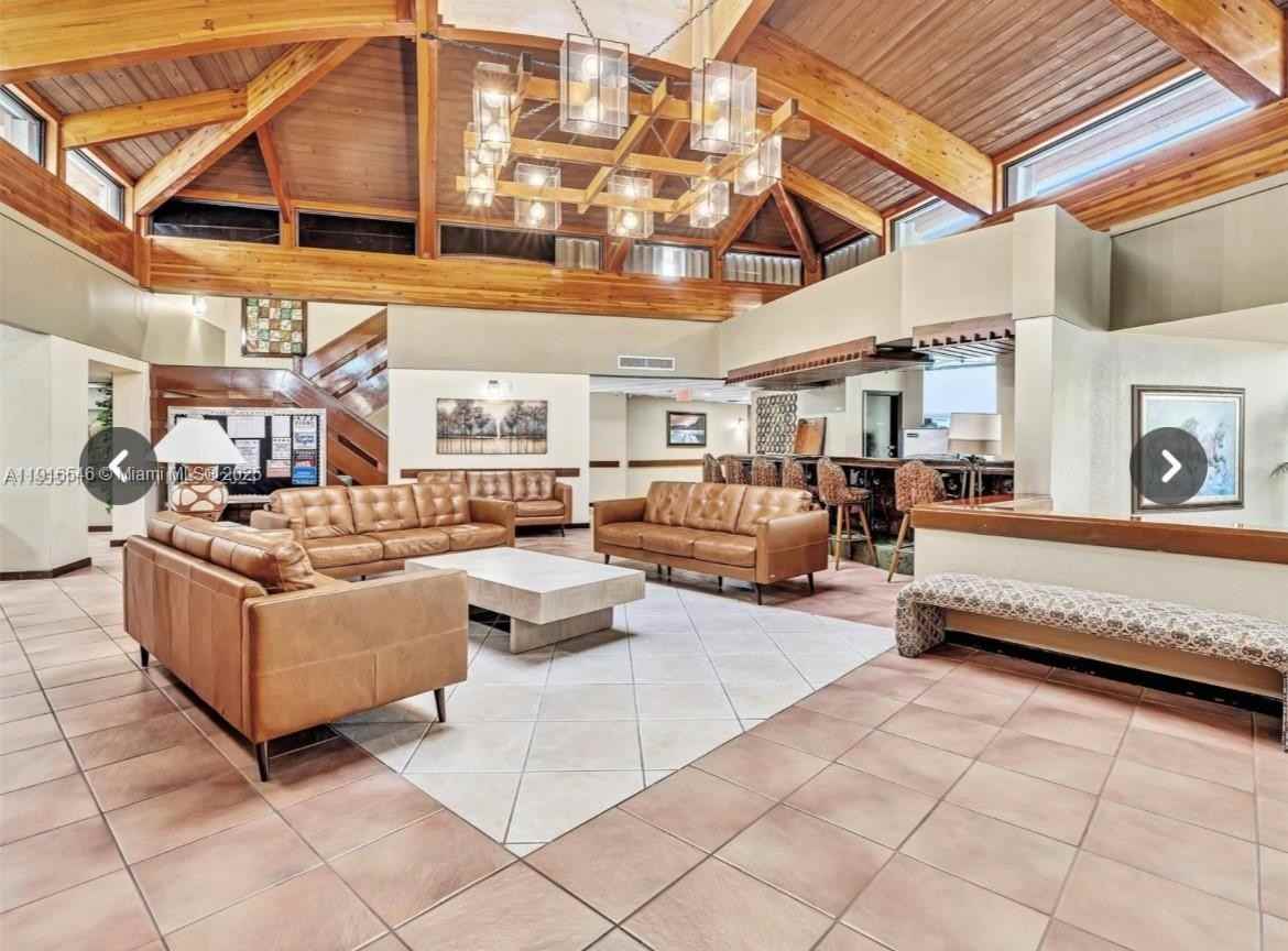 1400 Saint Charles Place