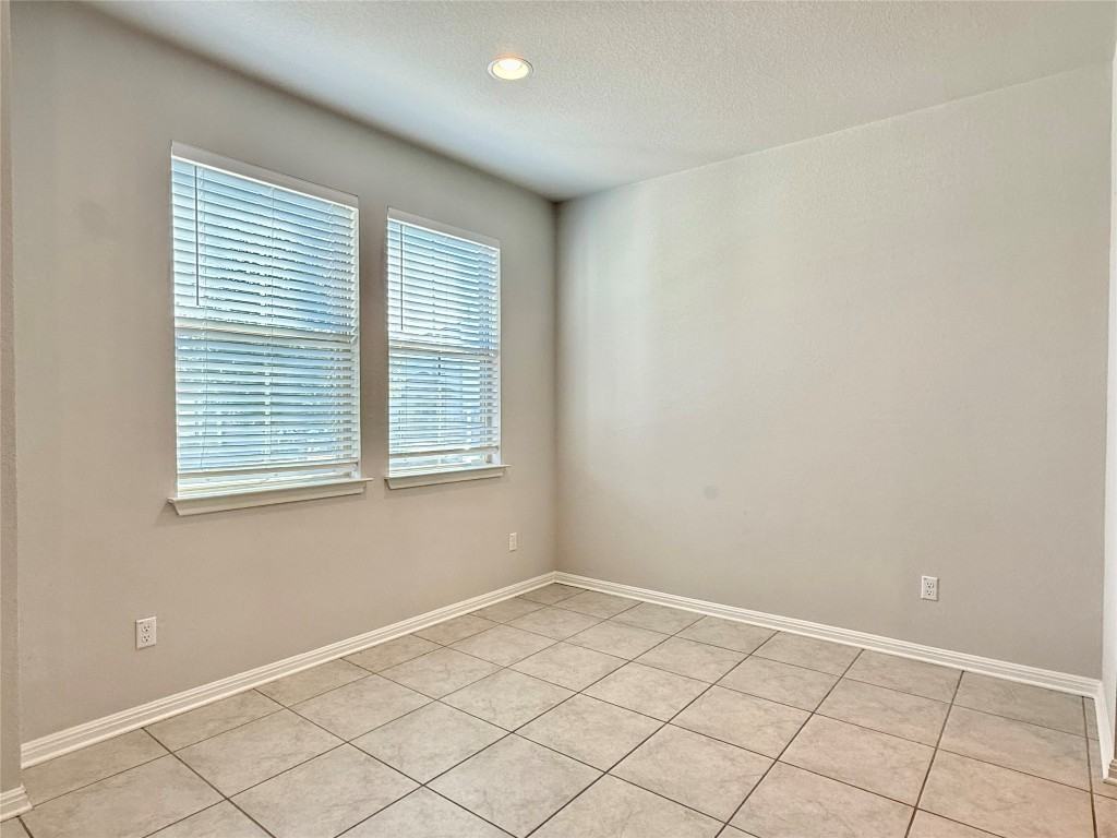 1941 Arendale Dr #1941 - Photo 3 of 23