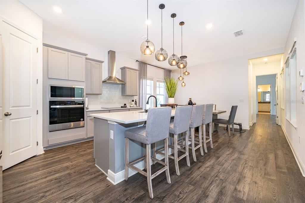 9750 Neruda St #9750 - Photo 3 of 26