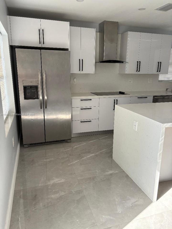 6865 Southwest 42nd Street #6865 - Photo 7 of 26