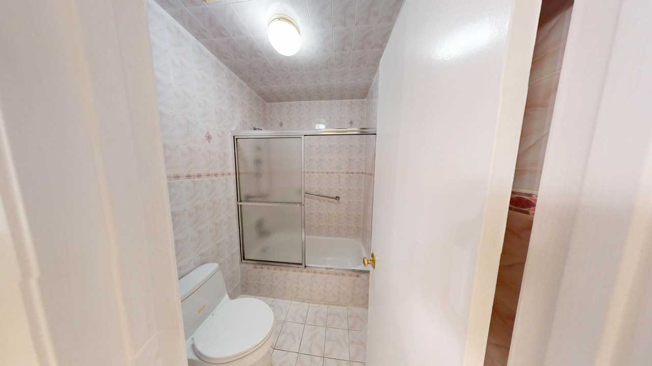 121 Lake Paula Drive #121