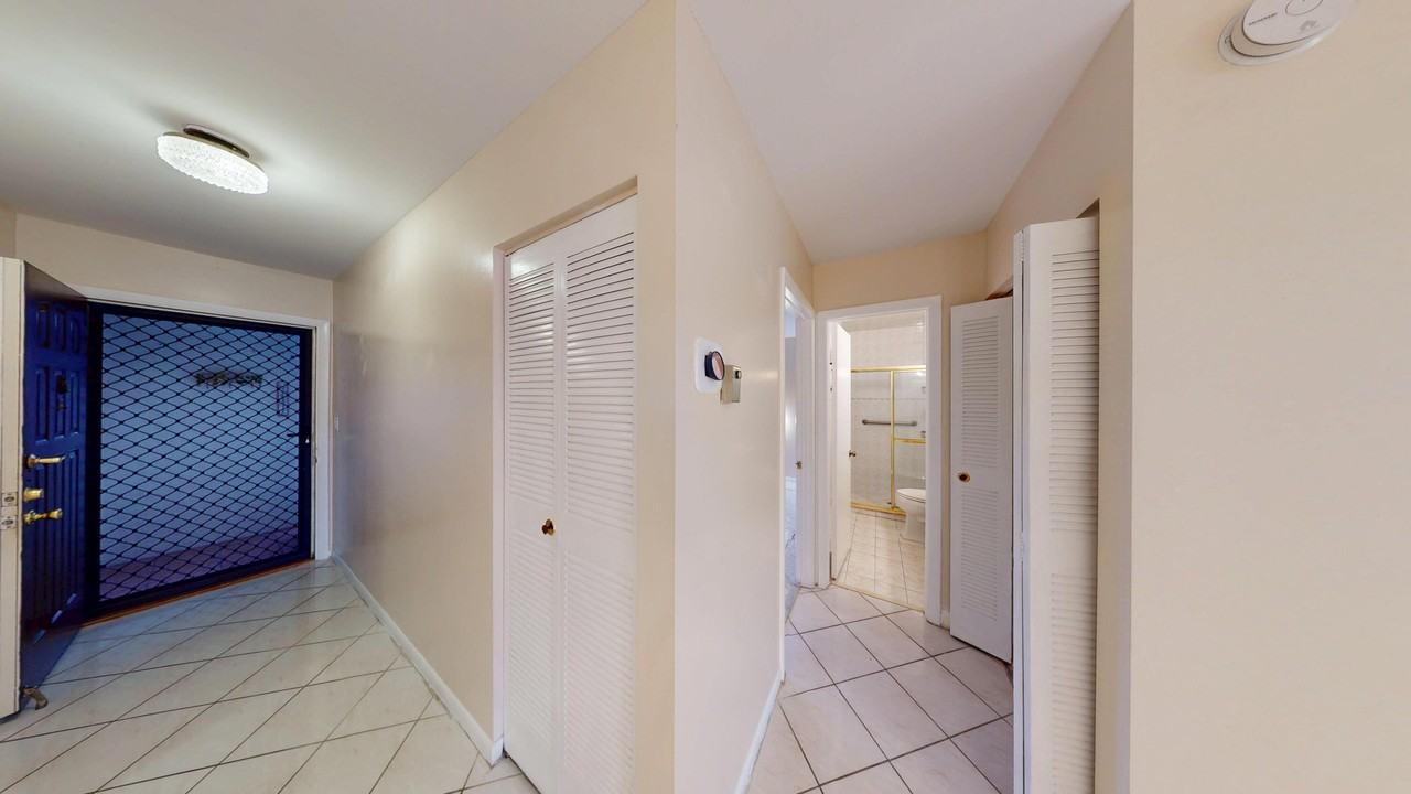 121 Lake Paula Dr #121 - Photo 3 of 24