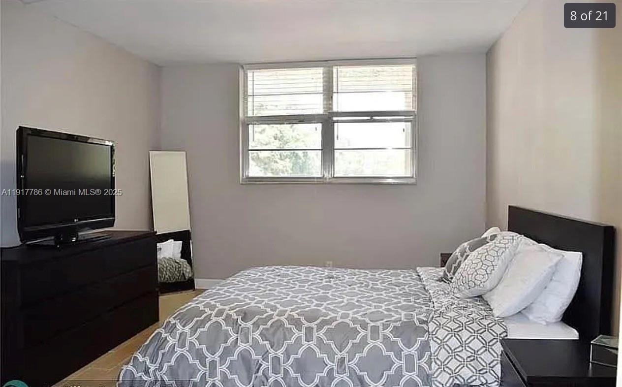 9230 Lagoon Pl #9230-215 - Photo 2 of 19