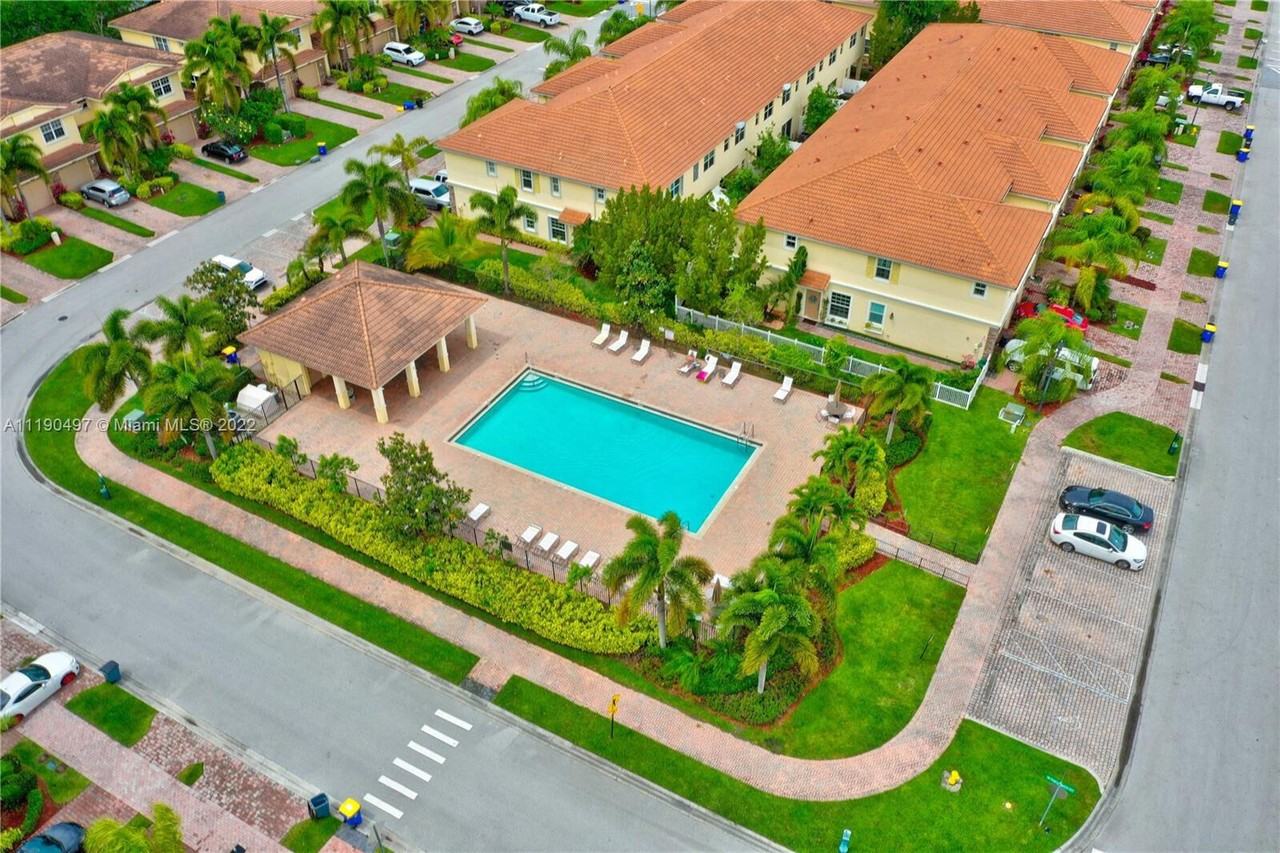 9469 Sw Purple Martin Way #9469 - Photo 6 of 21