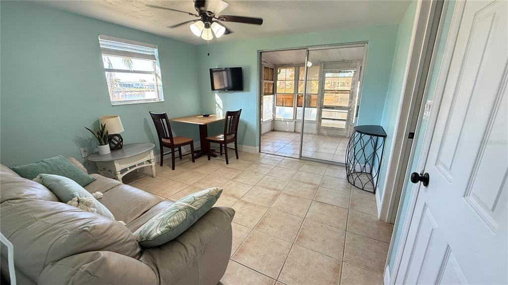 12609 1st Isle #12609 - Photo 2 of 17