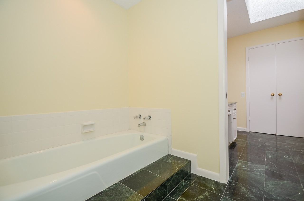 130 Sugarberry Cir #130 - Photo 3 of 32