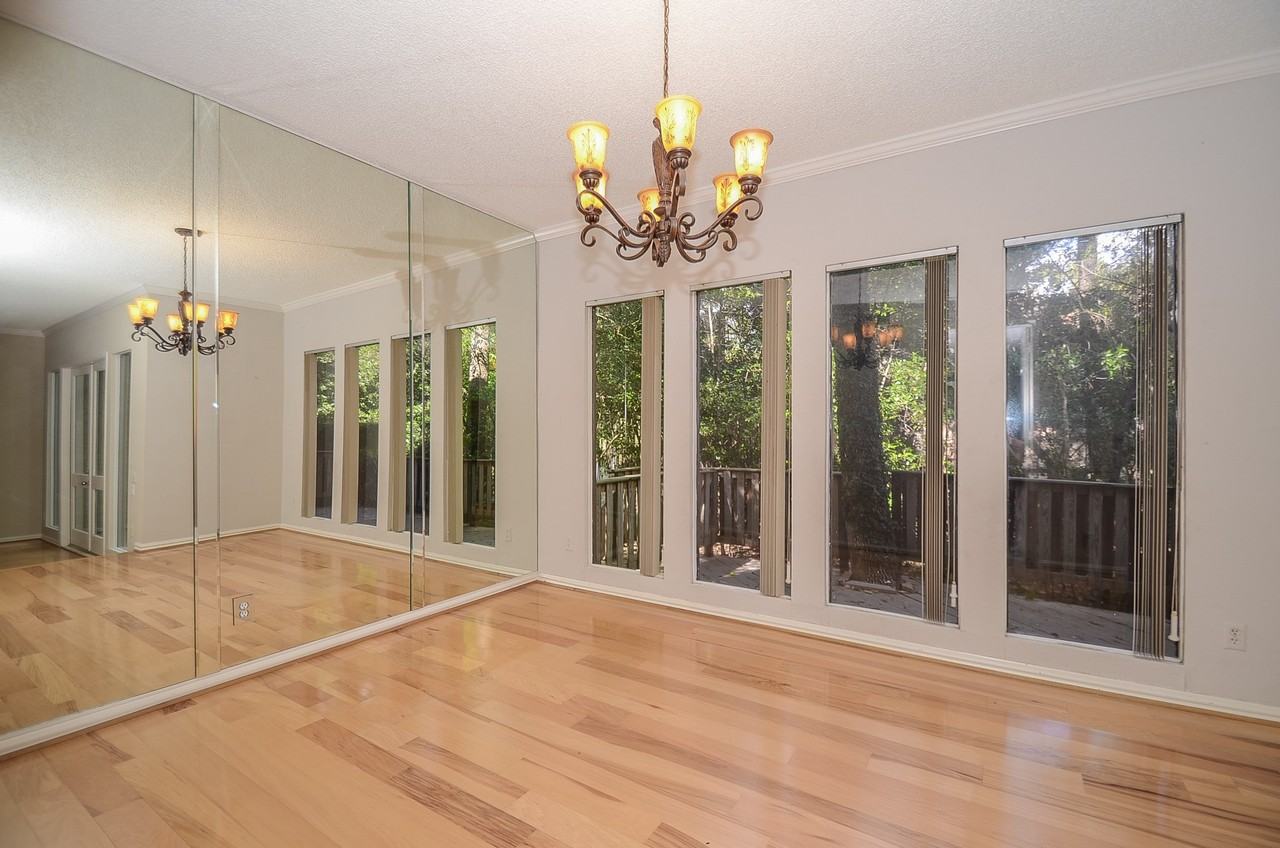 130 Sugarberry Cir #130 - Photo 5 of 32