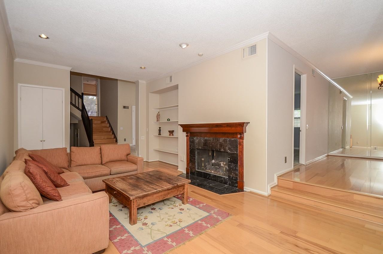 130 Sugarberry Cir #130 - Photo 7 of 32