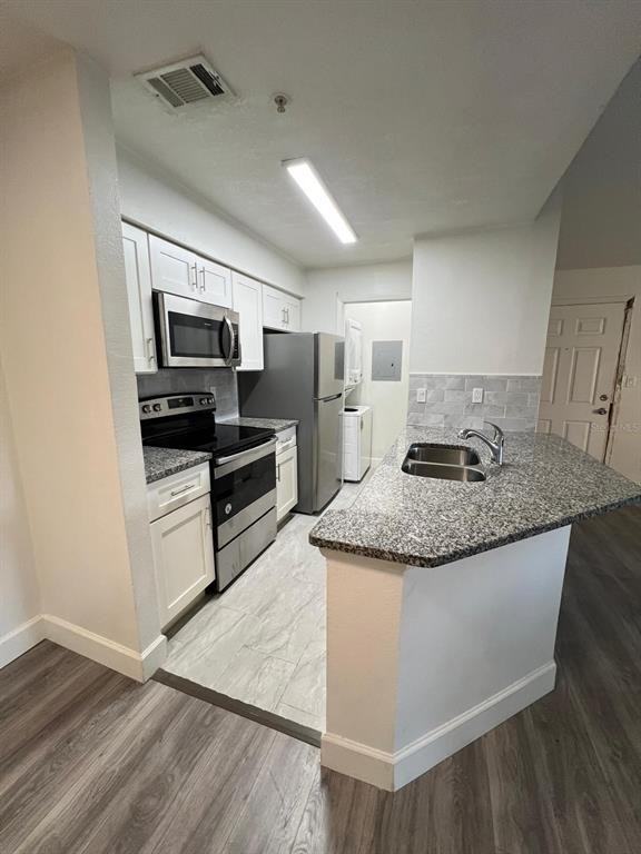 236 Afton Sq #236-305 - Photo 2 of 16