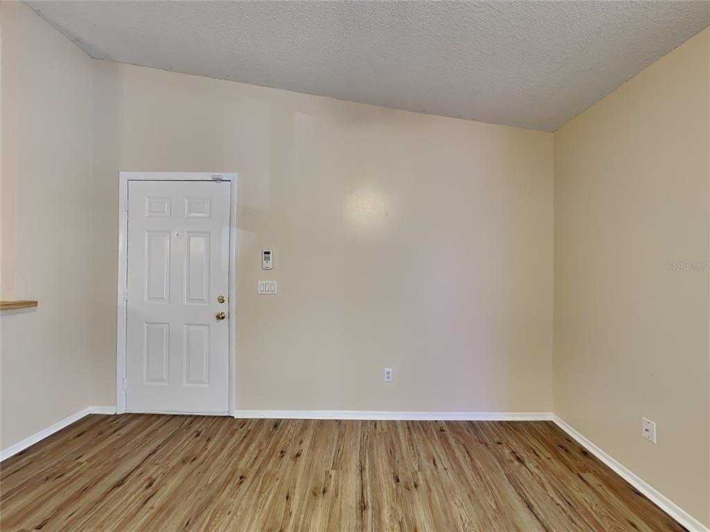 2758 Oak Park Way #2758-201 - Photo 6 of 15