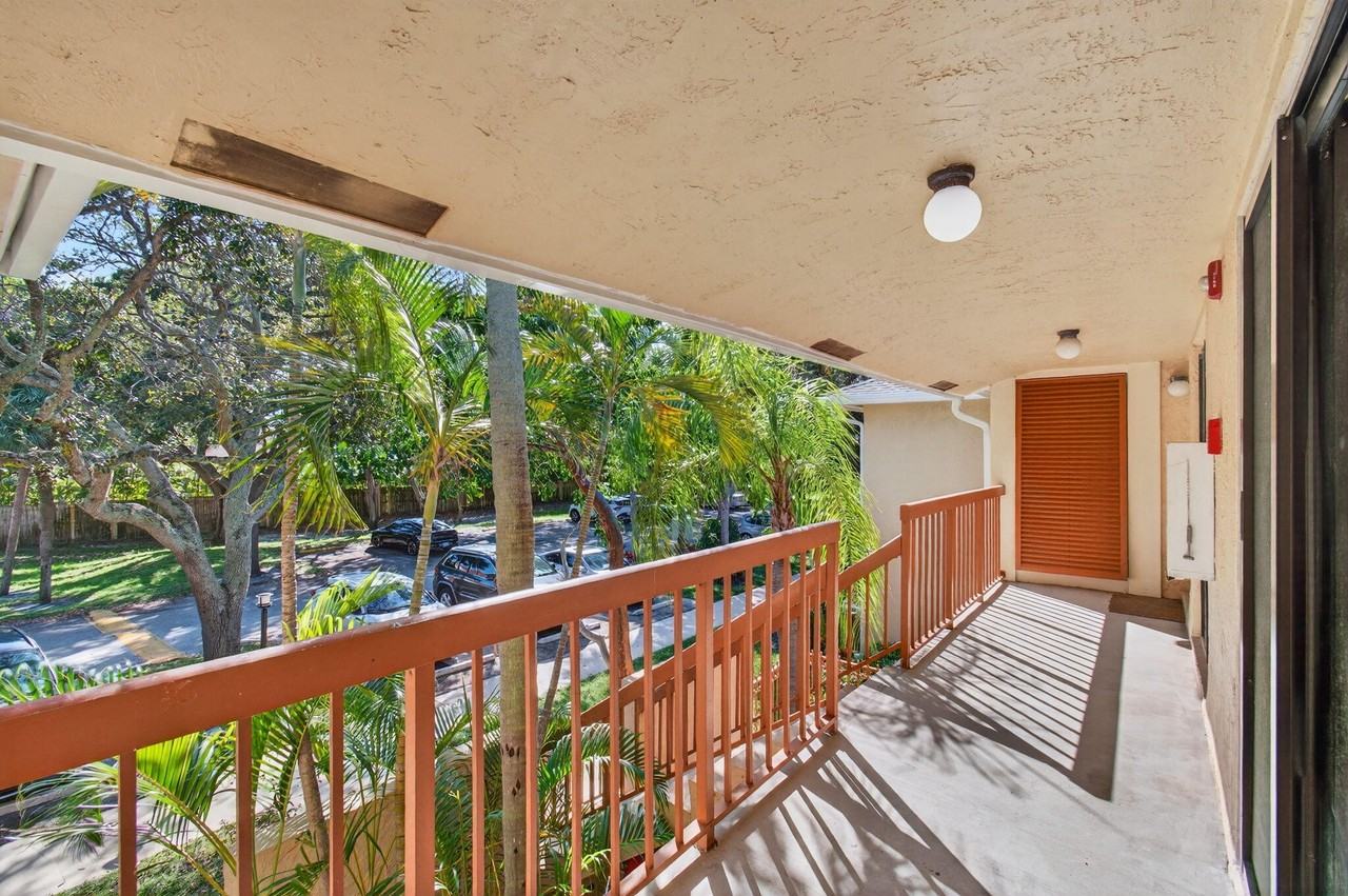 3939 Northeast 5th Avenue #3939F201 - Photo 2 of 50