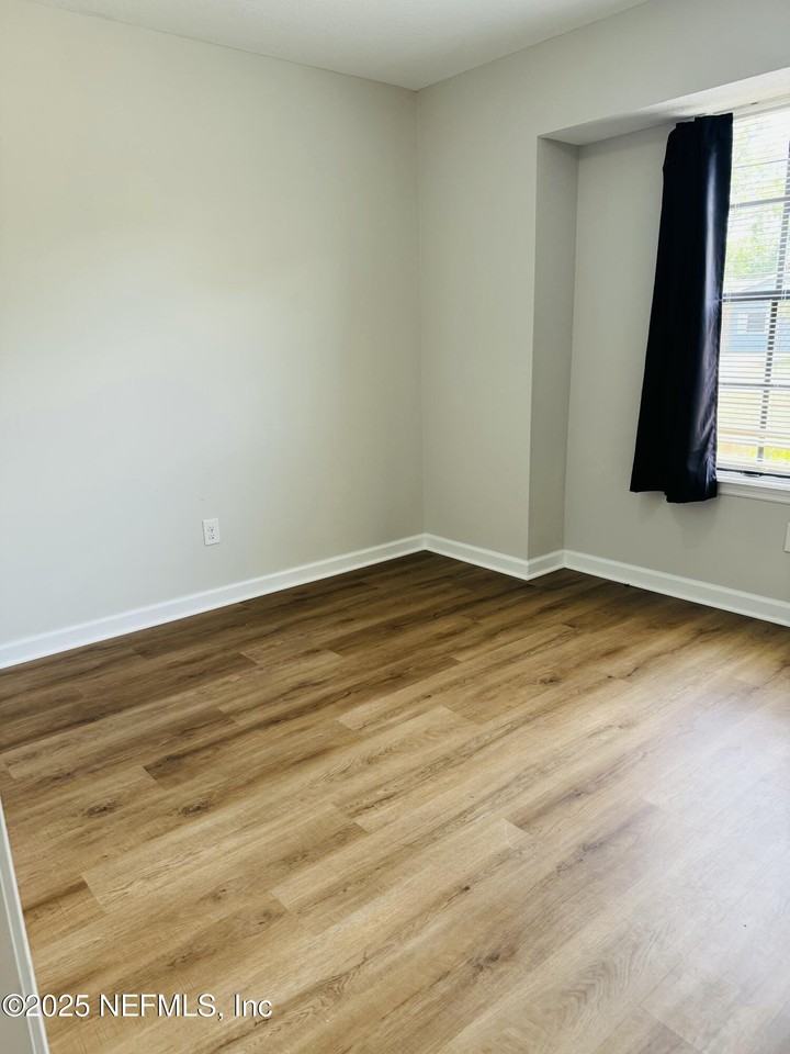 8153 Settlers Landing Trail North #8153 - Photo 3 of 9