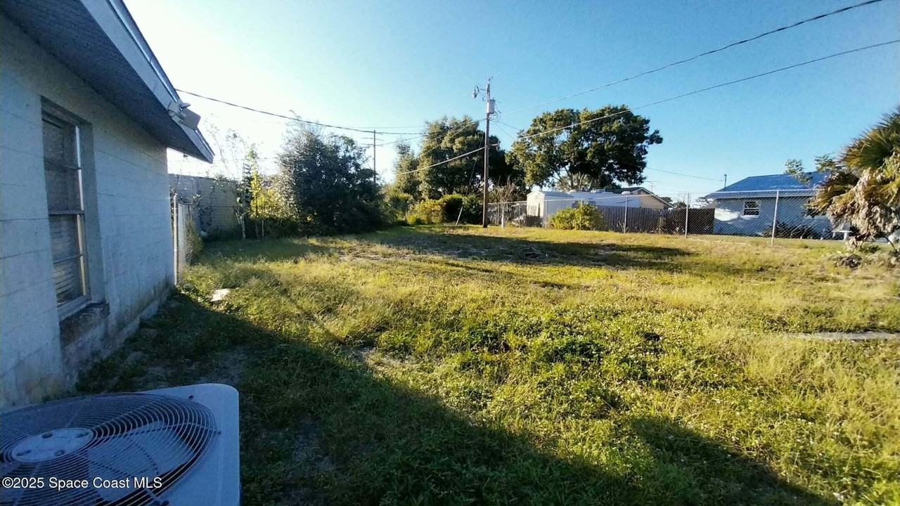 4180 Tom Ct #4180 - Photo 3 of 10